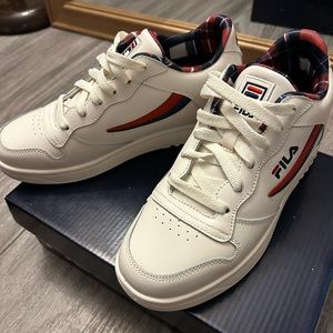 8.5 Fila WX110-Collegiate